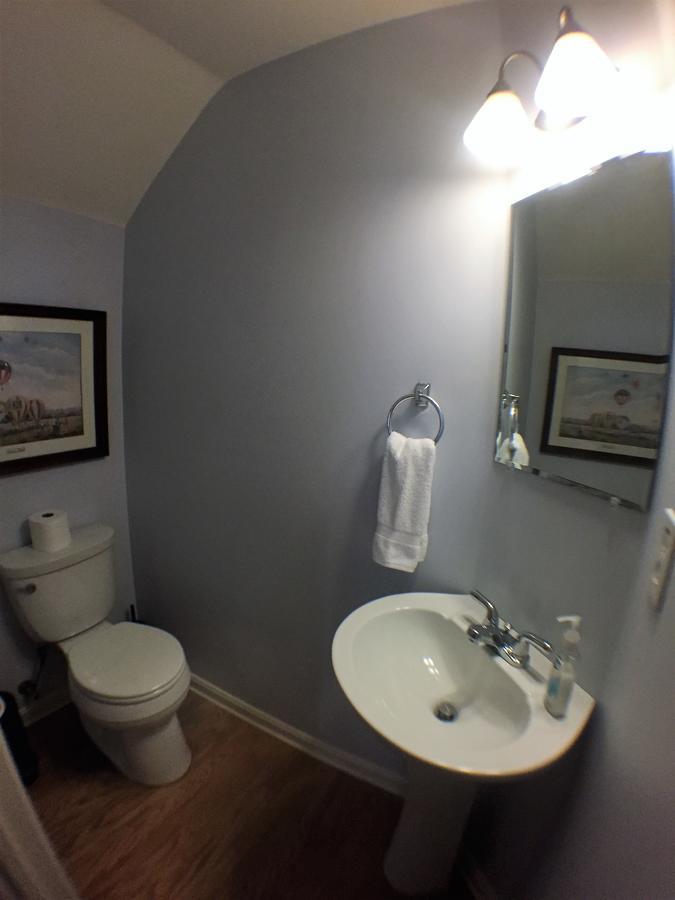 Restaurant Row Townhouse 2 King Bedrooms Louisville Exterior photo